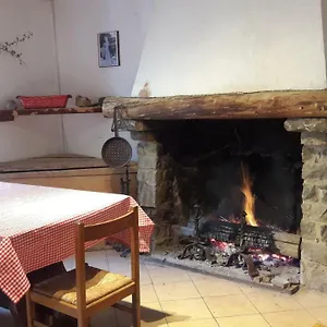  Casa vacanze Casa In Sasso - Pietra Di Bismantova Italia